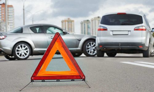 ДТП: пошаговый алгоритм действий на месте и после аварии в 2026 году